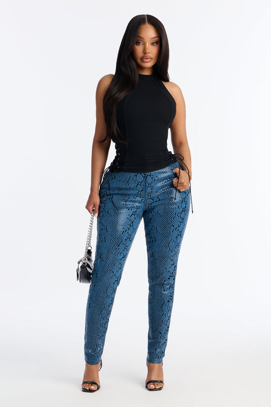 Vada Lace Up Halter Top - Black