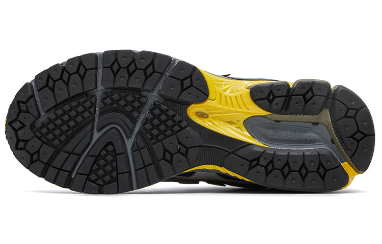 New Balance 1906R 'Grey Yellow' — M1906NA