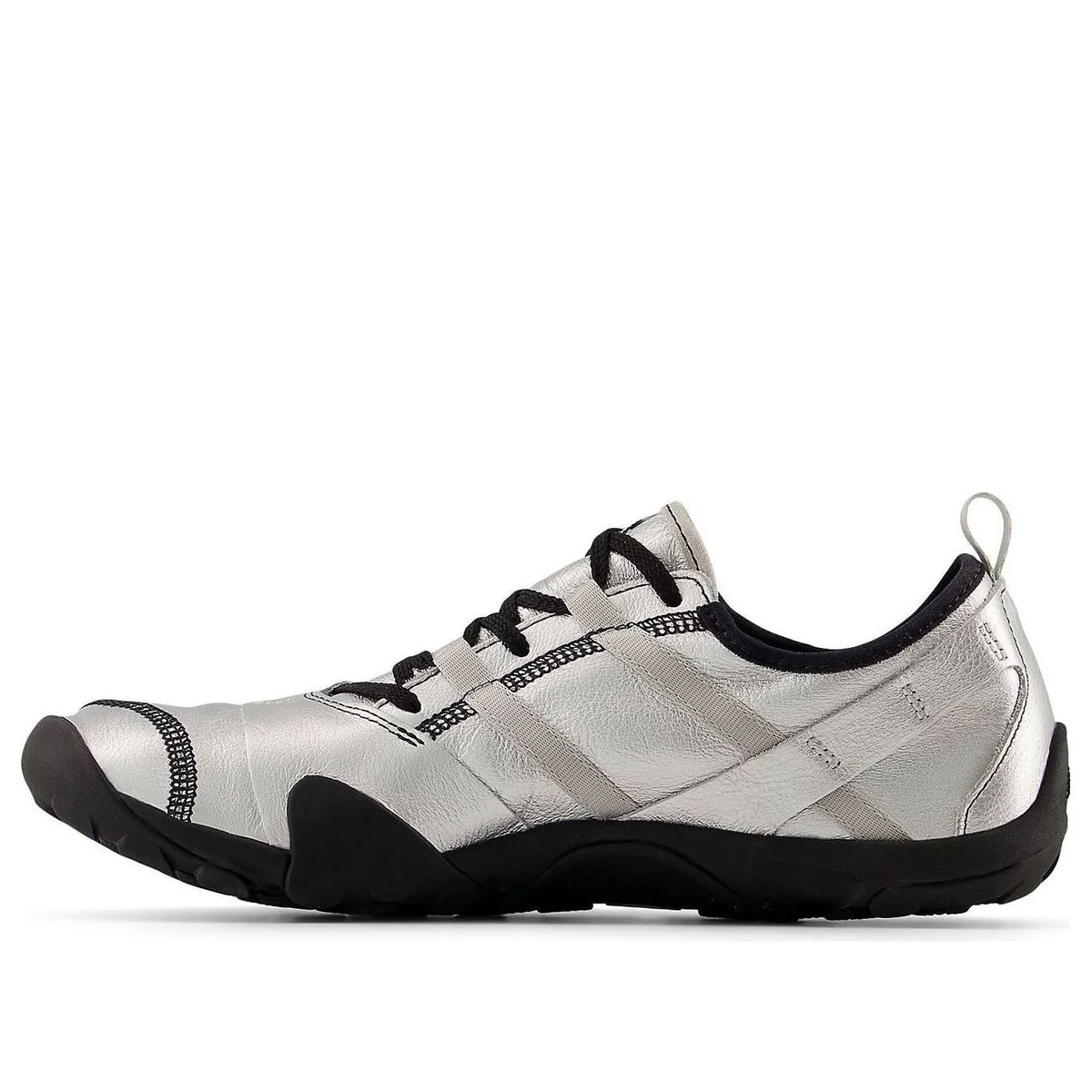 New Balance MT10 'Light Metallic Silver Black' MT10O8SW