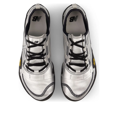 New Balance MT10 'Light Metallic Silver Black' MT10O8SW